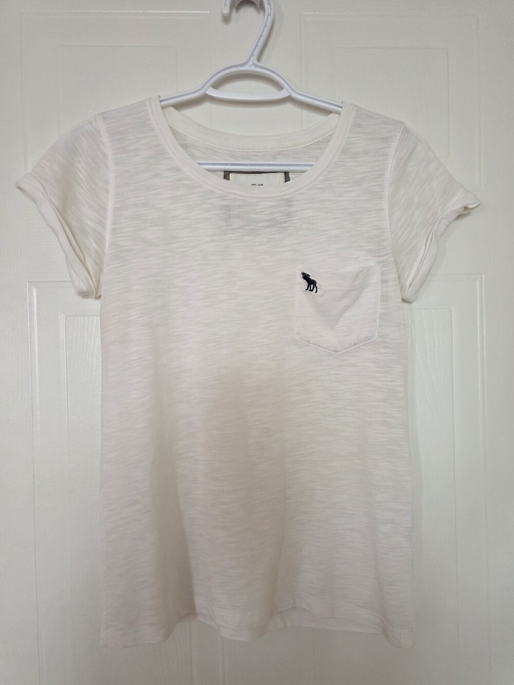Abercrombie & Fitch Short Sleeve Crew Neck Pocket Tee, White, XS